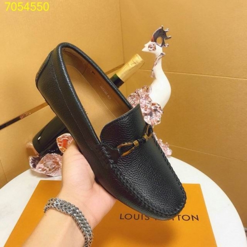 LV Casual Shoes Men 181