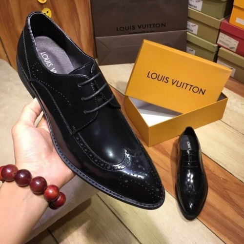 LV Leather Shoes Men 094