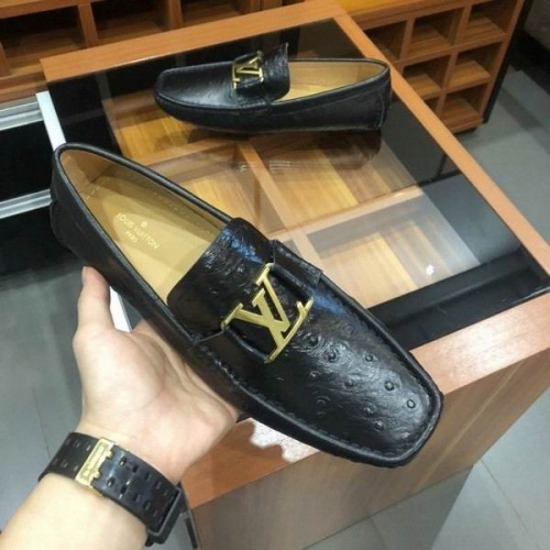 LV Casual Shoes Men 040