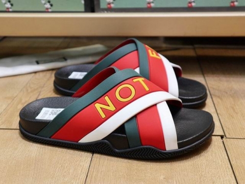 GUCCI Slippers Men 271