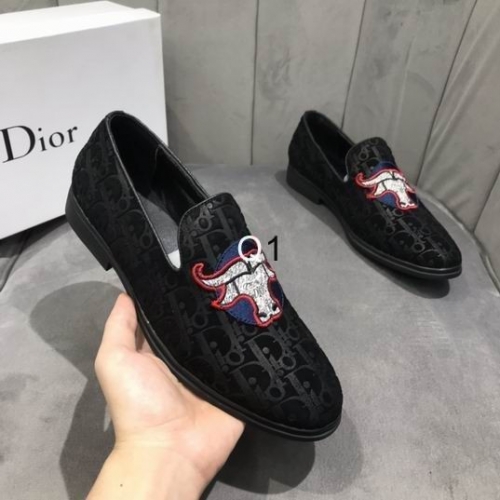 GUCCI Casual Shoes 1033