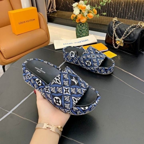 LV Slippers Women 001