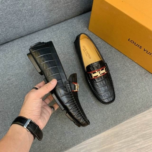 LV Casual Shoes Men 485