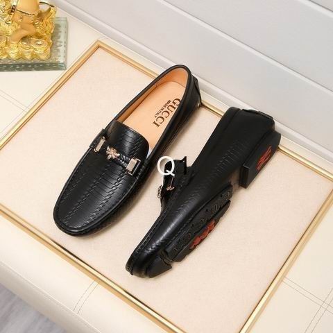 GUCCI Casual Shoes 1051