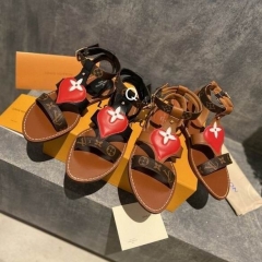 LV Slippers Women 162