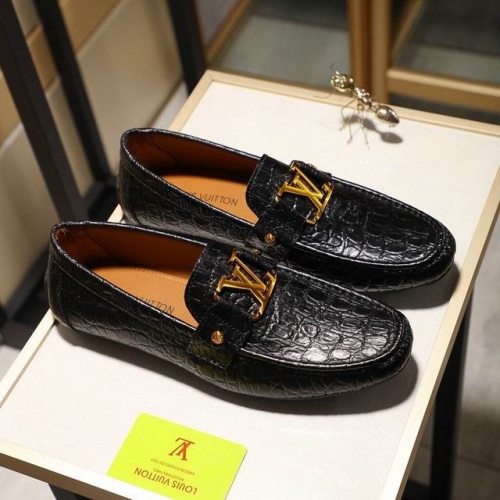 LV Casual Shoes Men 200