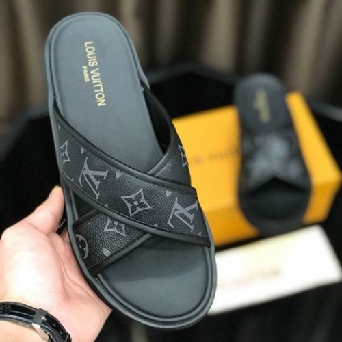 LV Slippers Men 107