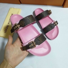 LV Slippers Men 063
