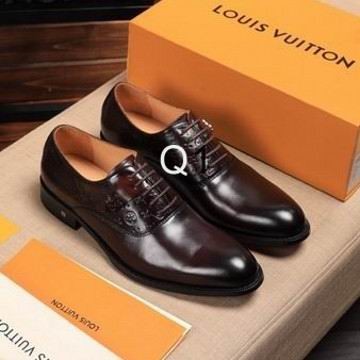 LV Dress Shoes Men 045