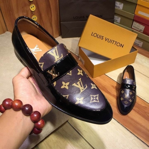 LV Leather Shoes Men 133