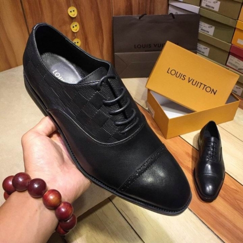 LV Leather Shoes Men 134