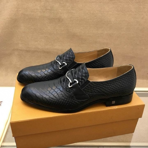 LV Leather Shoes Men 078