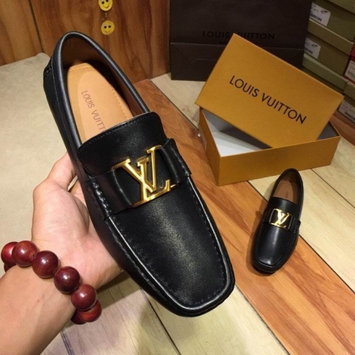 LV Casual Shoes Men 260