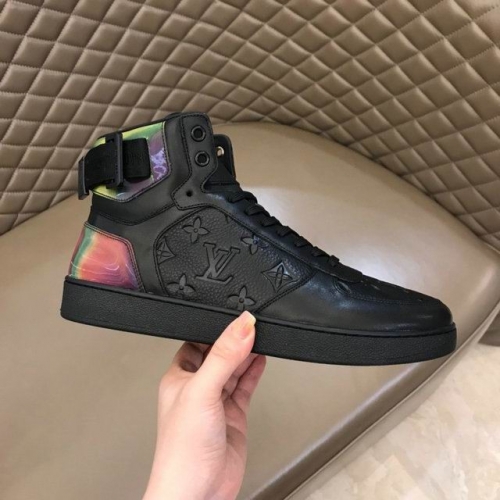 LV High Top Men 172