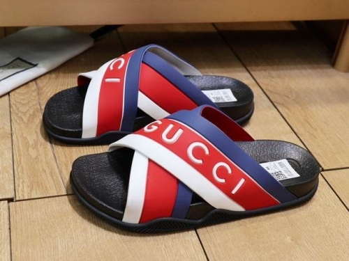 GUCCI Slippers Men 284