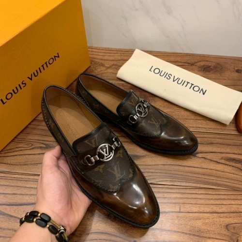 LV Leather Shoes Men 129