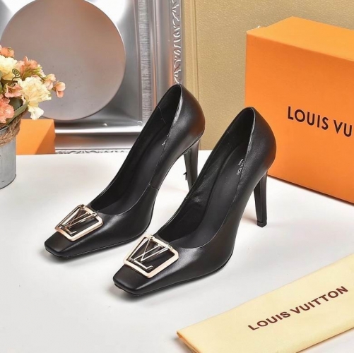 LV High Heel Women 019