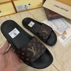 LV Slippers Men 022