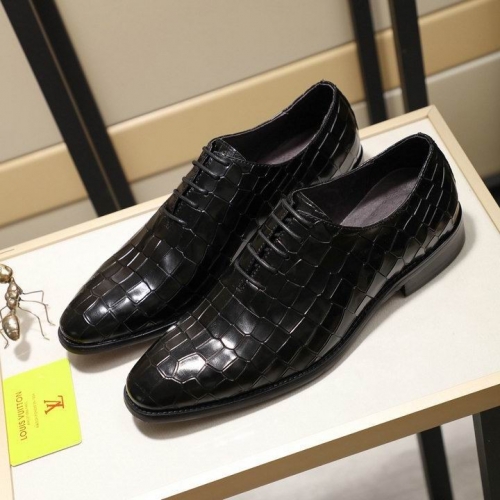 LV Leather Shoes Men 066