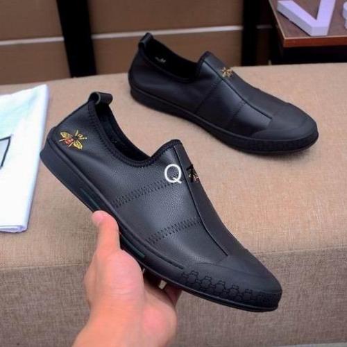 GUCCI Casual Shoes 1038