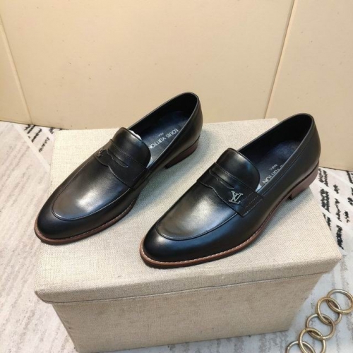 LV Leather Shoes Men 315