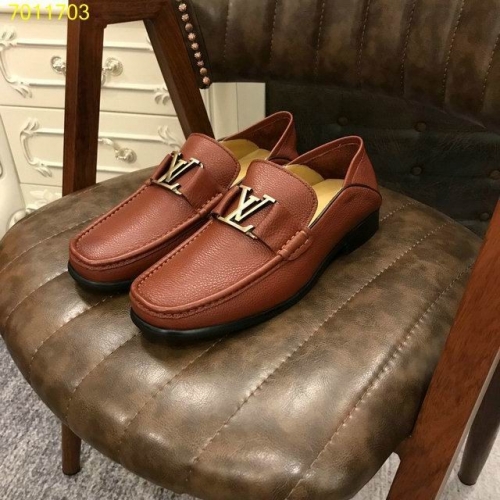LV Leather Shoes Men 032