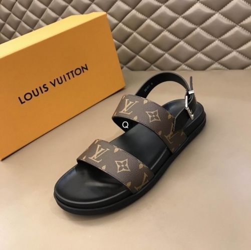 LV Slippers Men 469