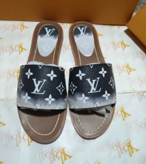 LV Slippers Women 151