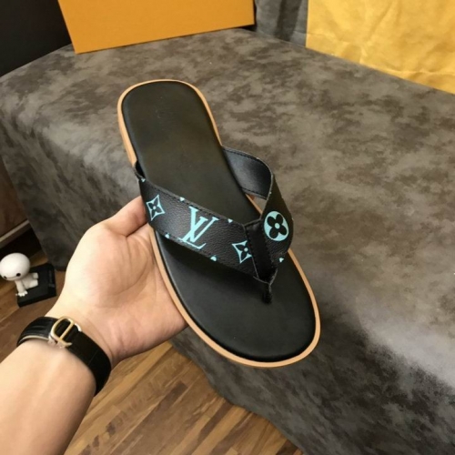 LV Slippers Men 304