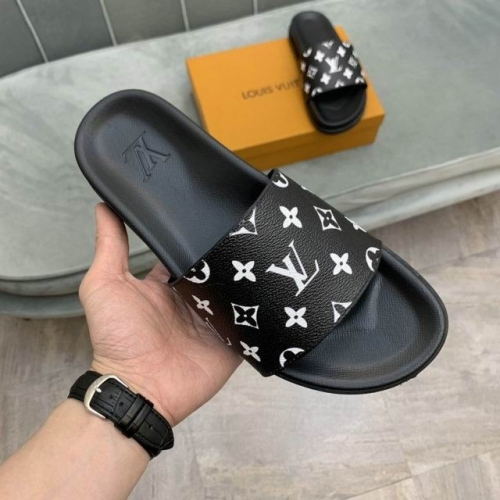 LV Slippers Men 431