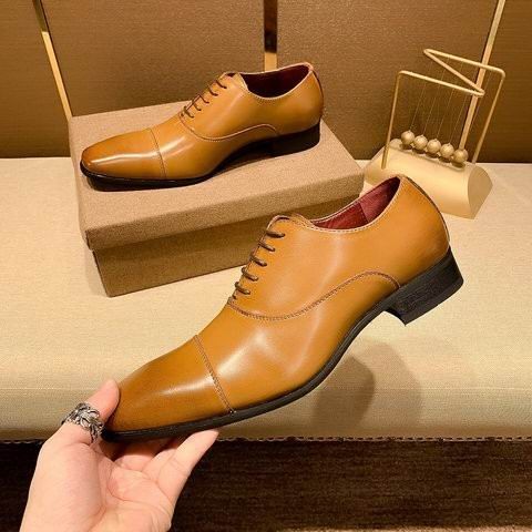 LV Leather Shoes Men 305
