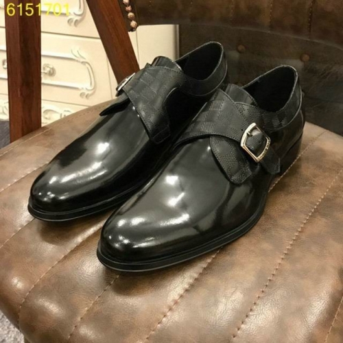 LV Leather Shoes Men 003