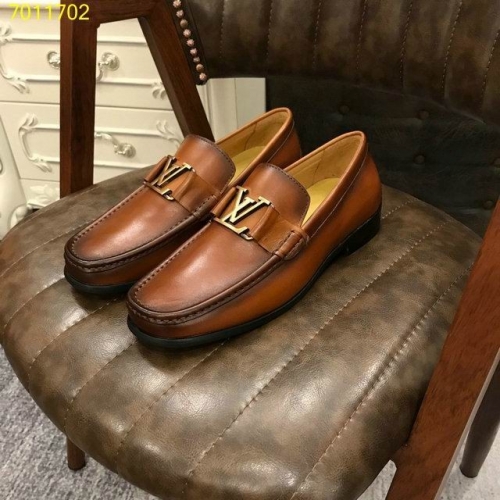LV Leather Shoes Men 030