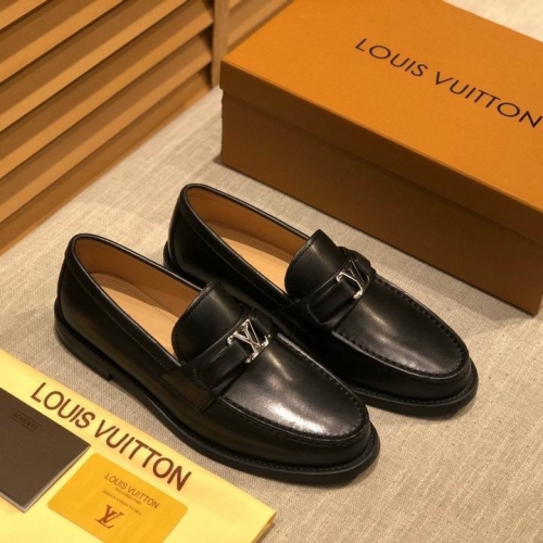 LV Leather Shoes Men 243