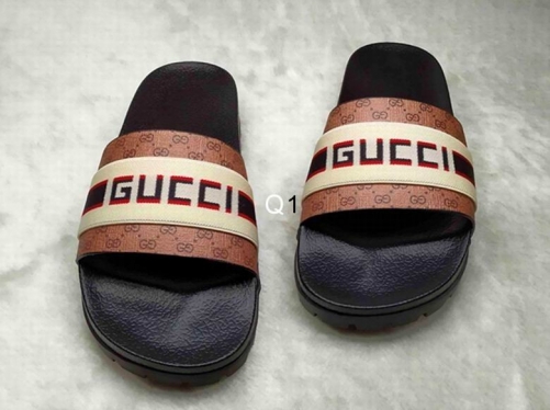 GUCCI Slippers Men 253