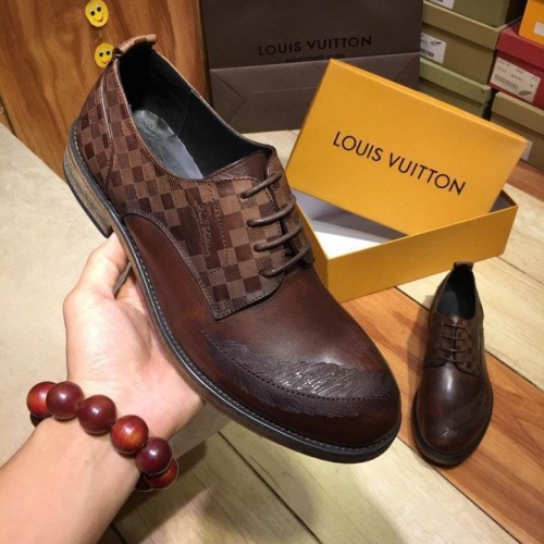 LV Leather Shoes Men 091