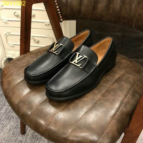 LV Leather Shoes Men 029