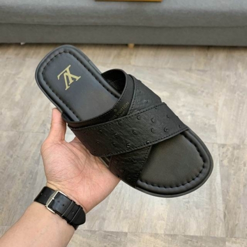 LV Slippers Men 400