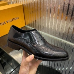 LV Leather Shoes Men 196