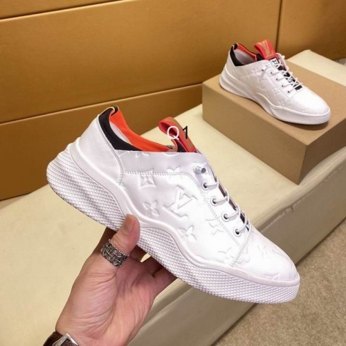 GUCCI Low Top Men 0437