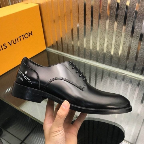 LV Leather Shoes Men 199