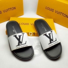 LV Slippers Men 529