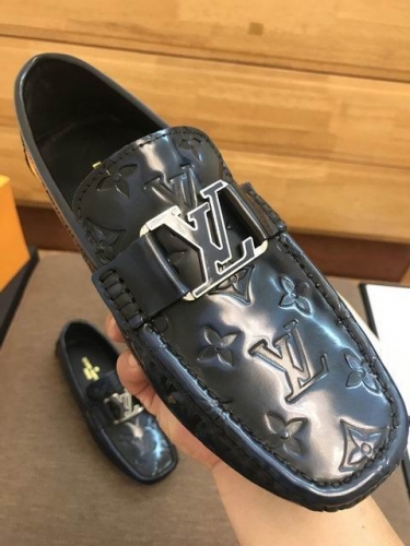 LV Casual Shoes Men 453