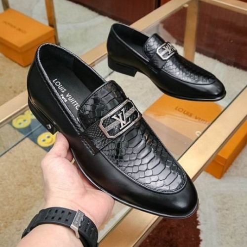 LV Leather Shoes Men 177