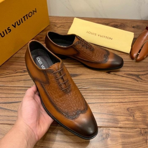 LV Leather Shoes Men 110