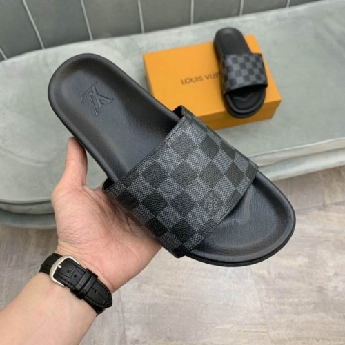 LV Slippers Men 410