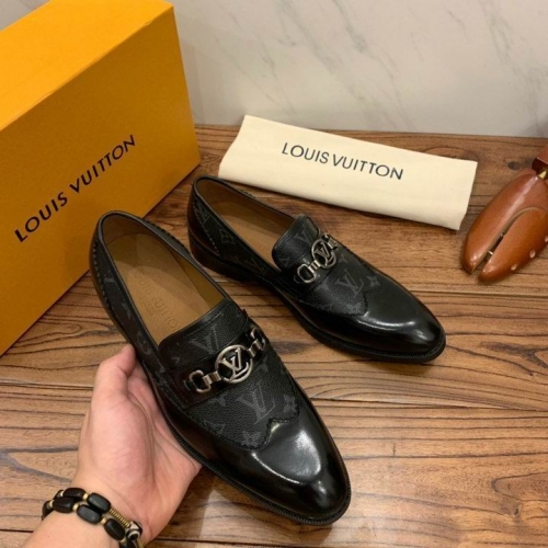 LV Leather Shoes Men 130