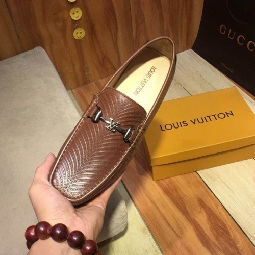 LV Casual Shoes Men 468