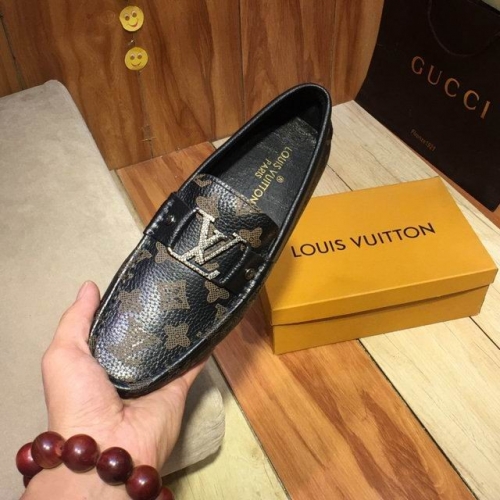 LV Casual Shoes Men 470