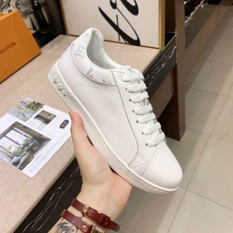 LV Low Top Women 020